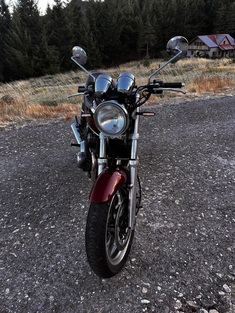 Kawasaki Zephyr 550
