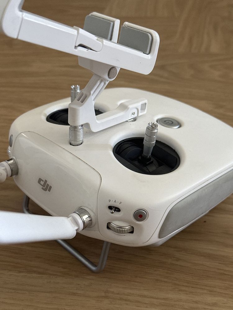 Kontroler Phantom 3 + Kabel Ładujacy