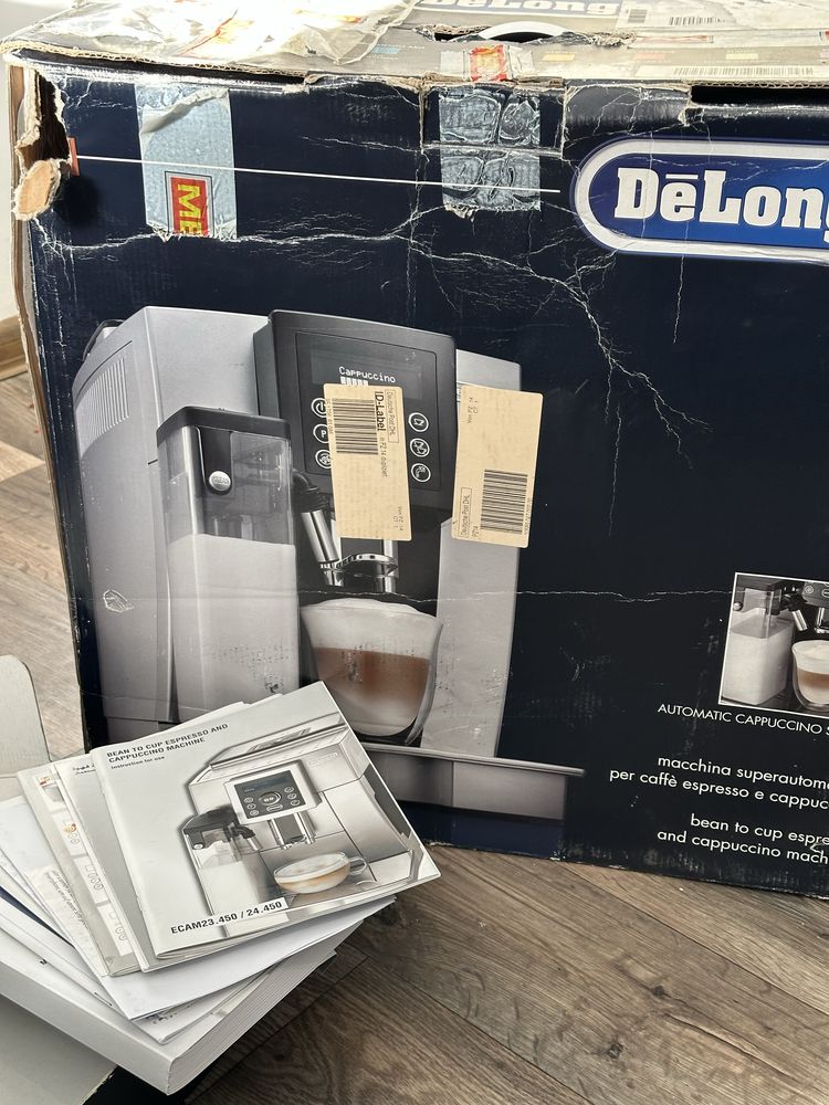 Кавомашина, кавомолка, капучинатор Delonghi
