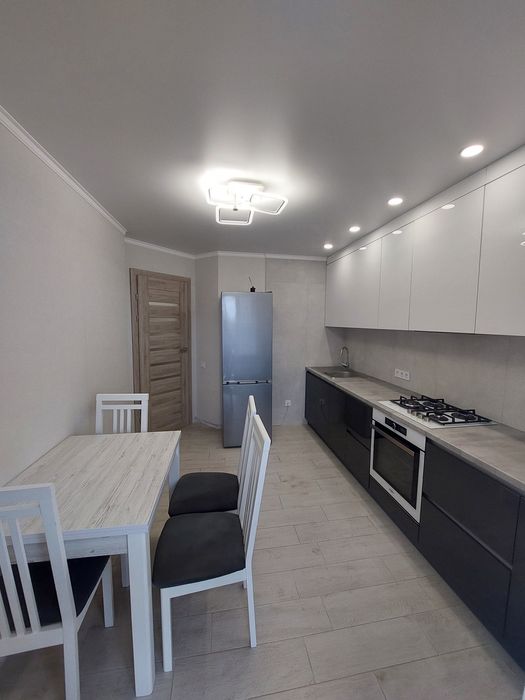 ОРЕНДА! Однокімнатна квартира,центр міста, на вул.Залізнична