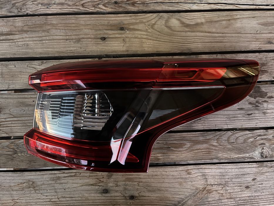 Ліхтар, фонар, стоп Nissan Qashqai J11 рестайл європа 26550HV00A