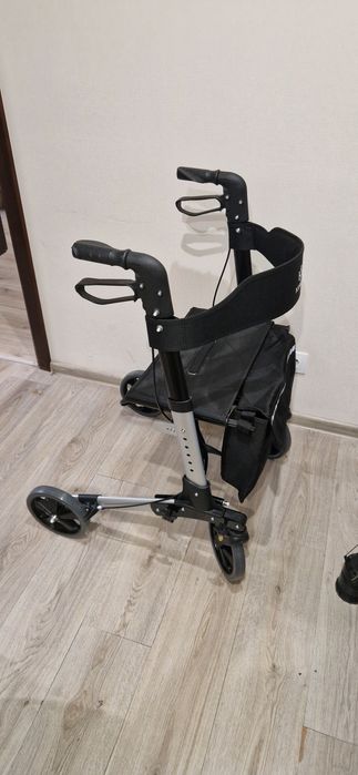 Ролатор Kesser, ходунки на колесах для взрослых и инвалидов алюминиевы