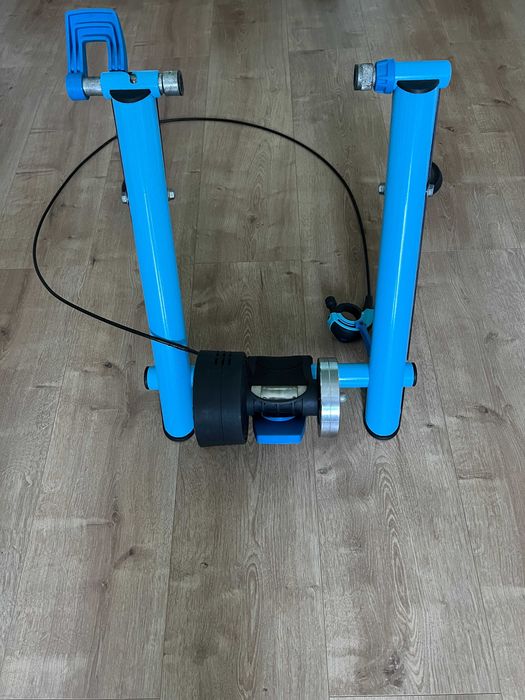 Rolo de treino Tacx Blue Matic Basic + sensores Garmin