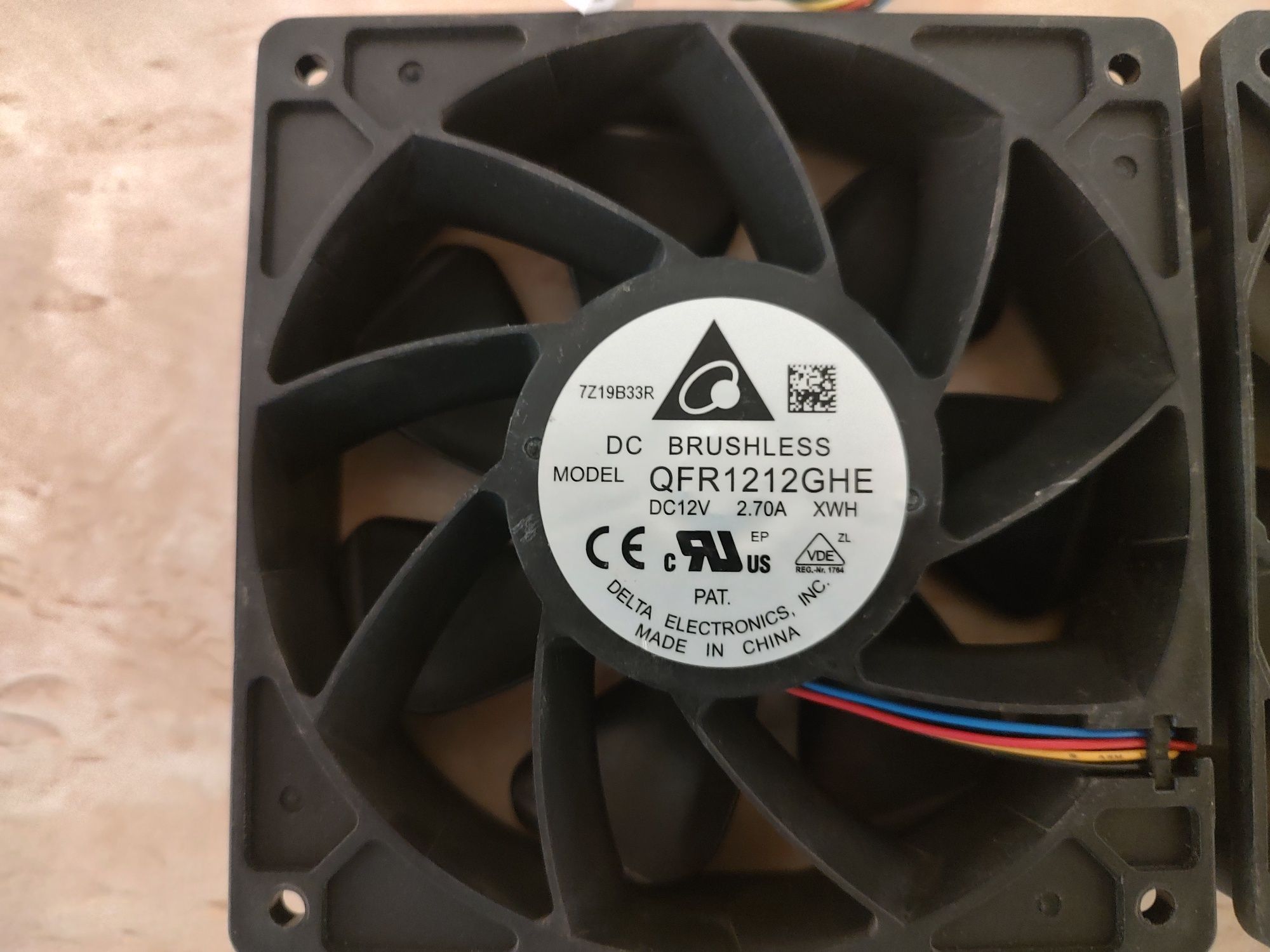 Кулер 120 мм на 120 мм для Asic Bitmain 12v 2.7 (2.3 )A Donnager