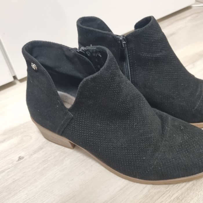 Botki krótkie zamszowe czarne