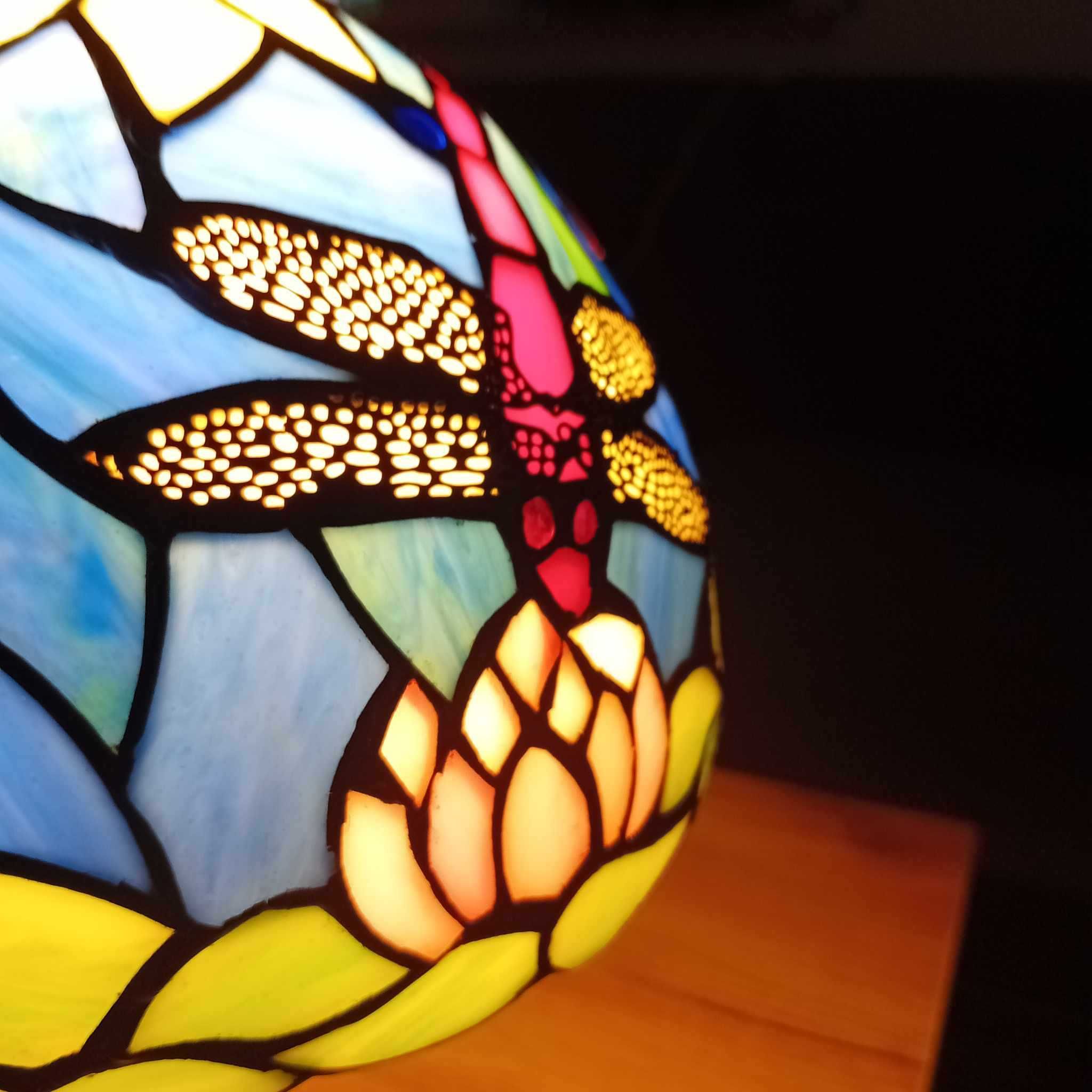 Lampa stojąca witrażowa w stylu Tiffany