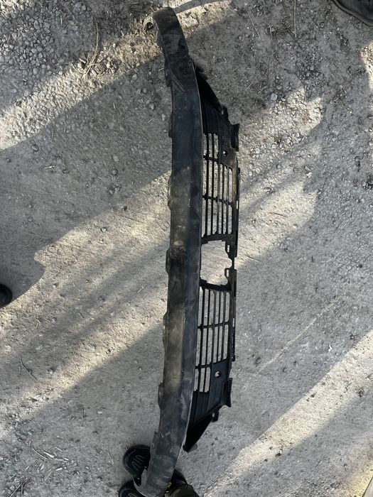 Ds3 crossback e-tense нижня решітка баспера