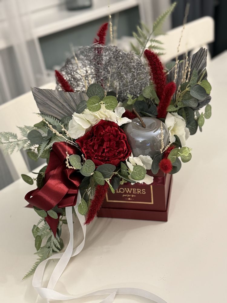 Flower box bordowy