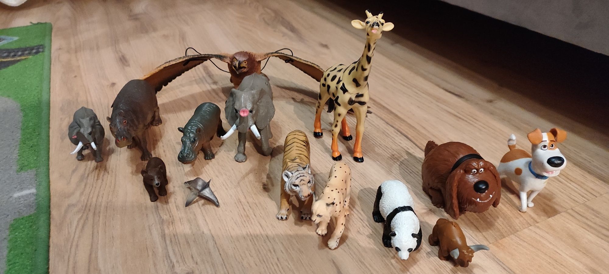 Figurki zwierzęta afrykańskie i inne
