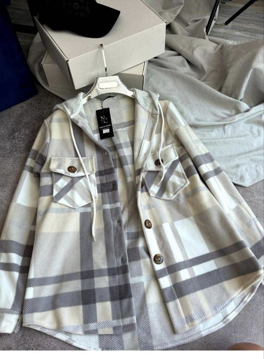 Жіноча флісова сорочка з капюшоном