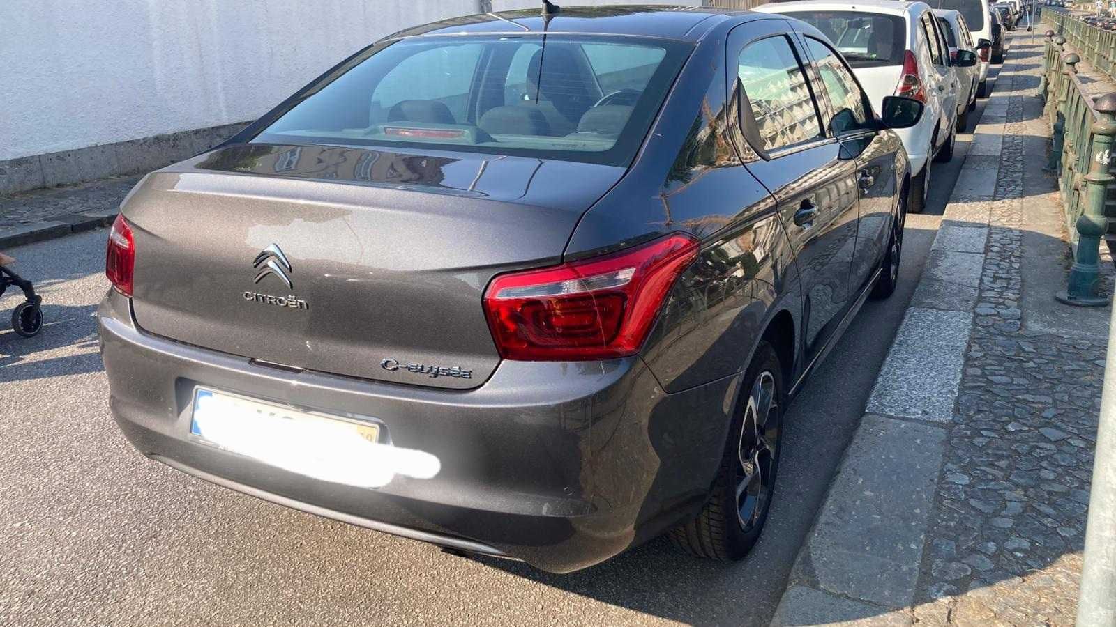 Citroën C-Elysée 2019 – Inspeção em dia