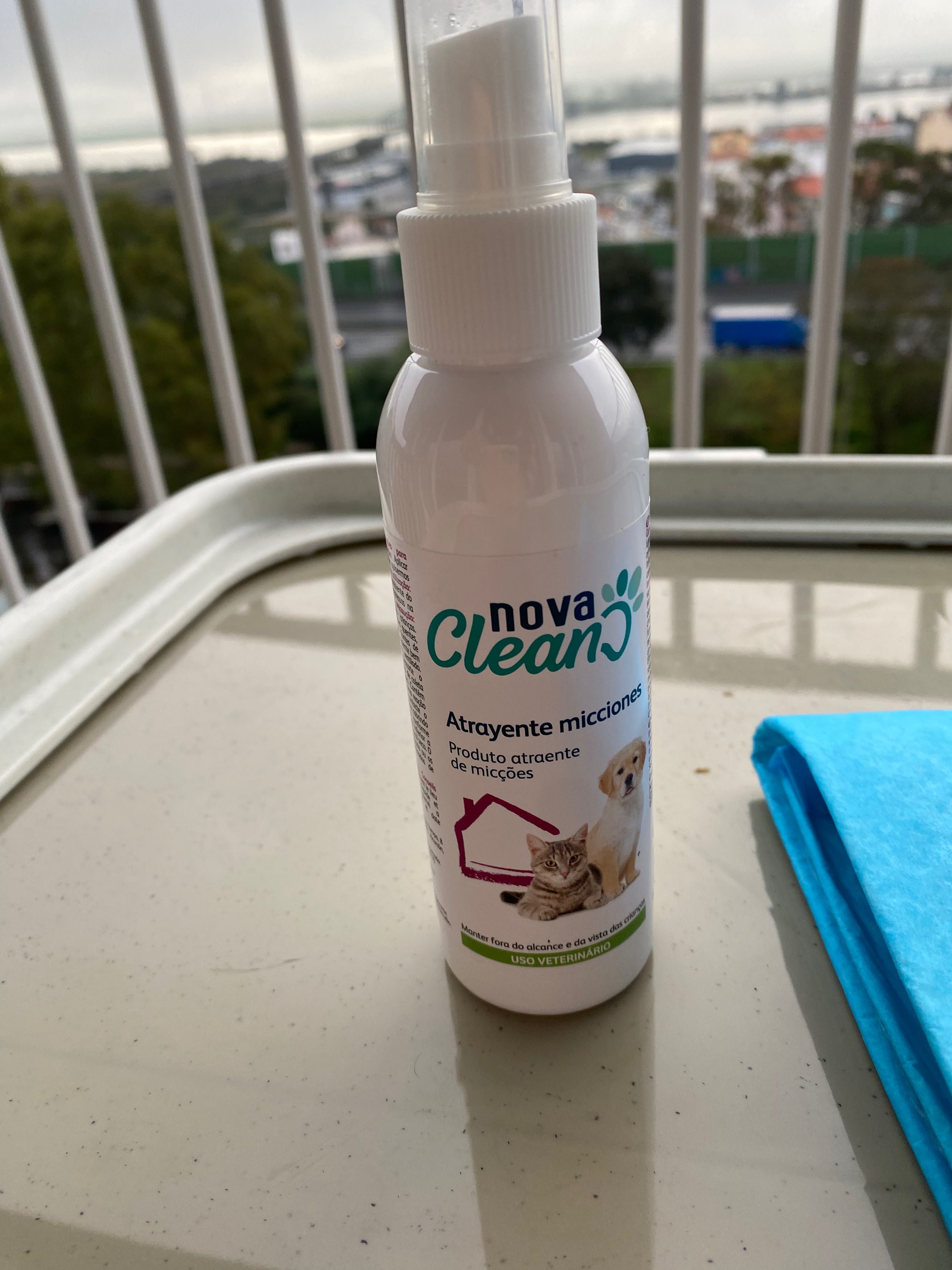Conjunto treino de xixi p/ cão ou gato. Tabuleiro + aroma + resguardo