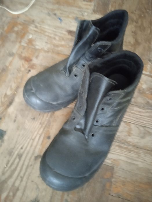 Ботинки рабочие недорого.