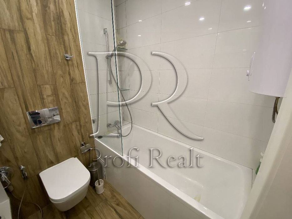 Продаж євро-трьохкімнатної квартири в ЖК Відпочинок/Святошин/Нивки