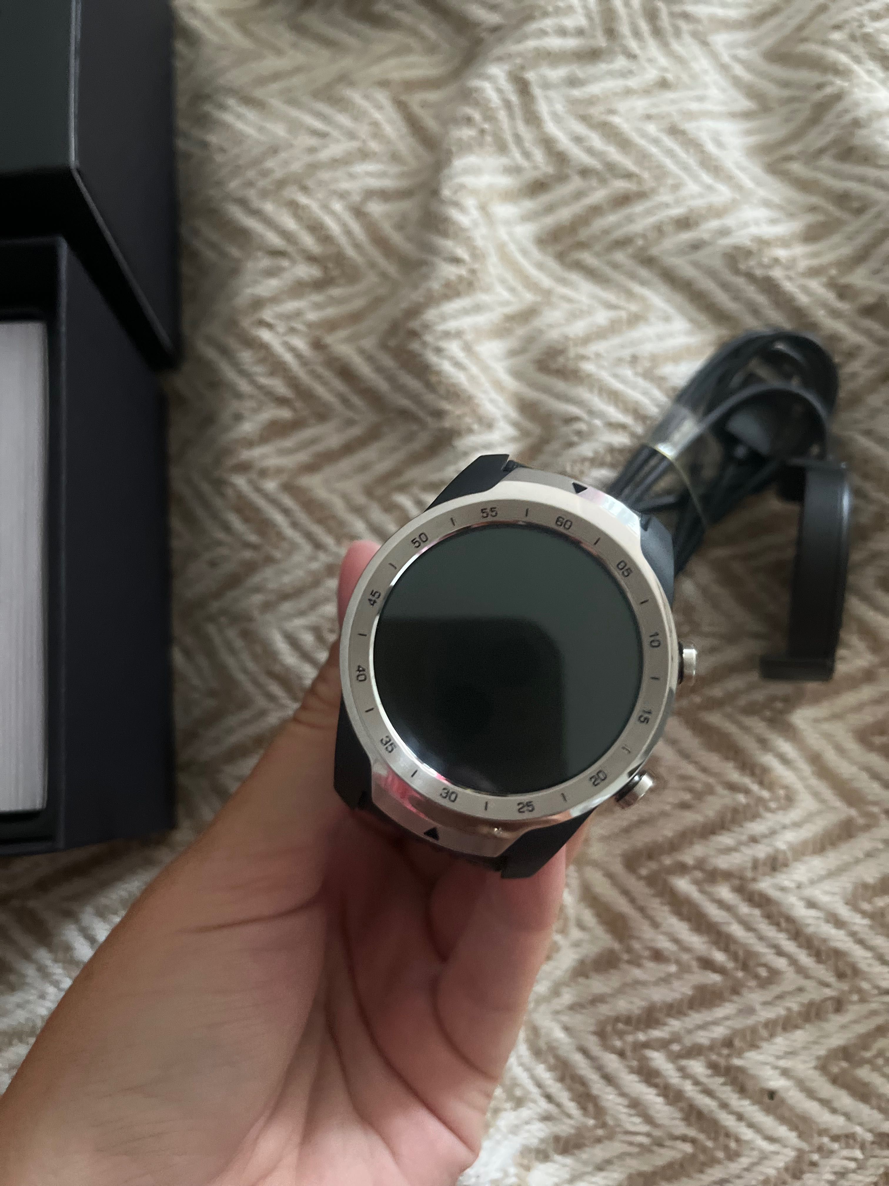 Zegarek smartwatch TicWatch Pro