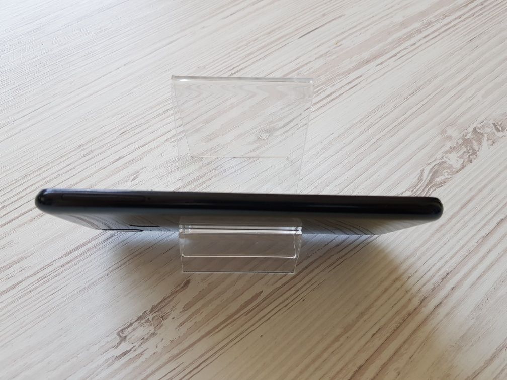 Смартфон Samsung A20e