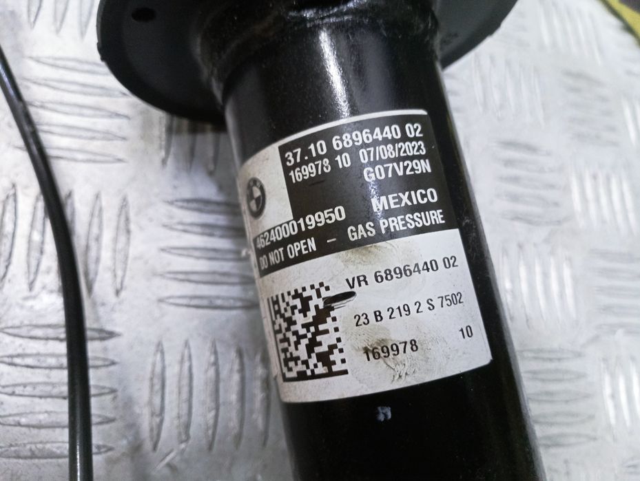 Стойка амортизатора Права BMW X5 G05 Стійка права БМВ Х5 Г05 шрот