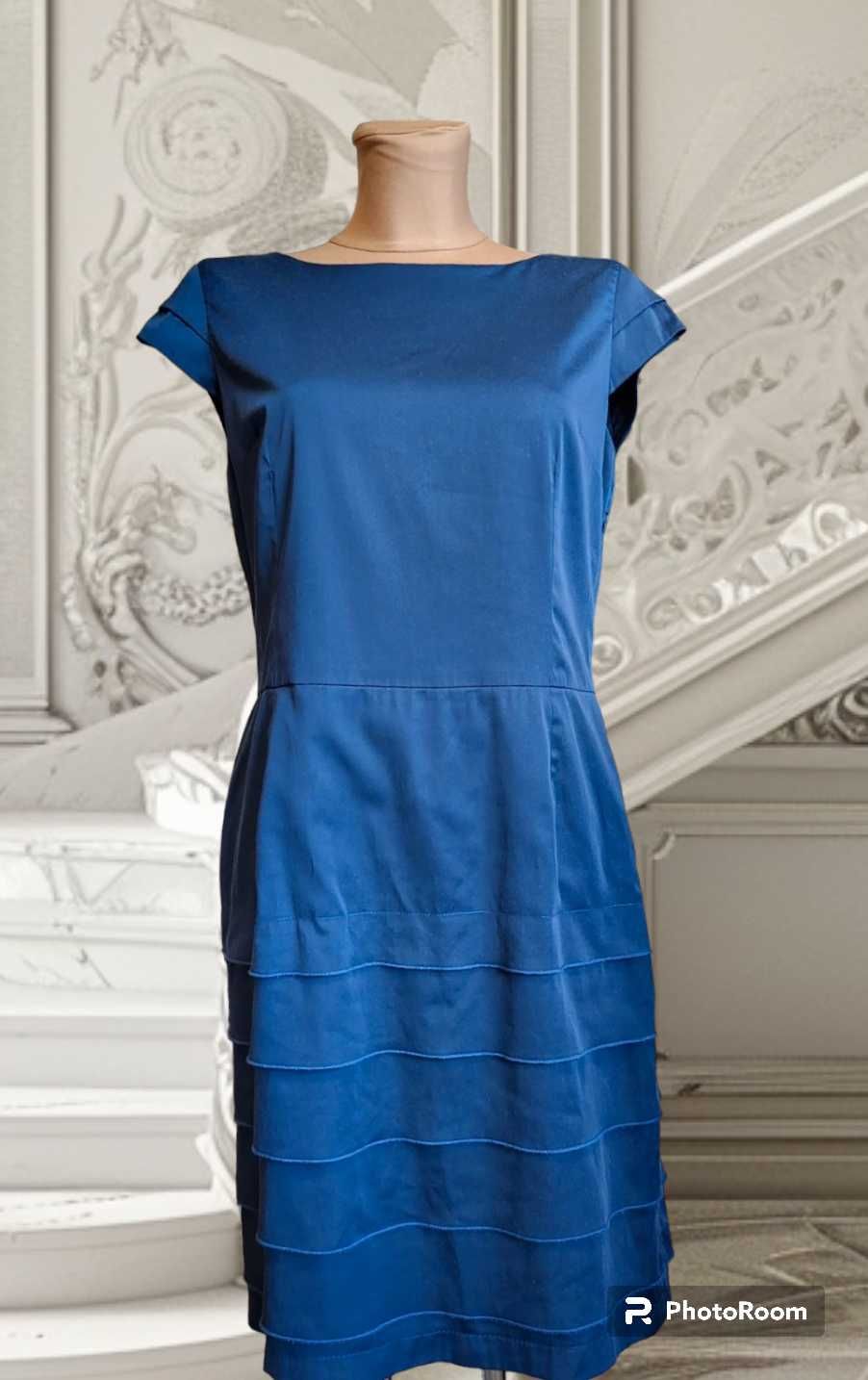 (XL/42) Granatowa sukienka z falbankami
