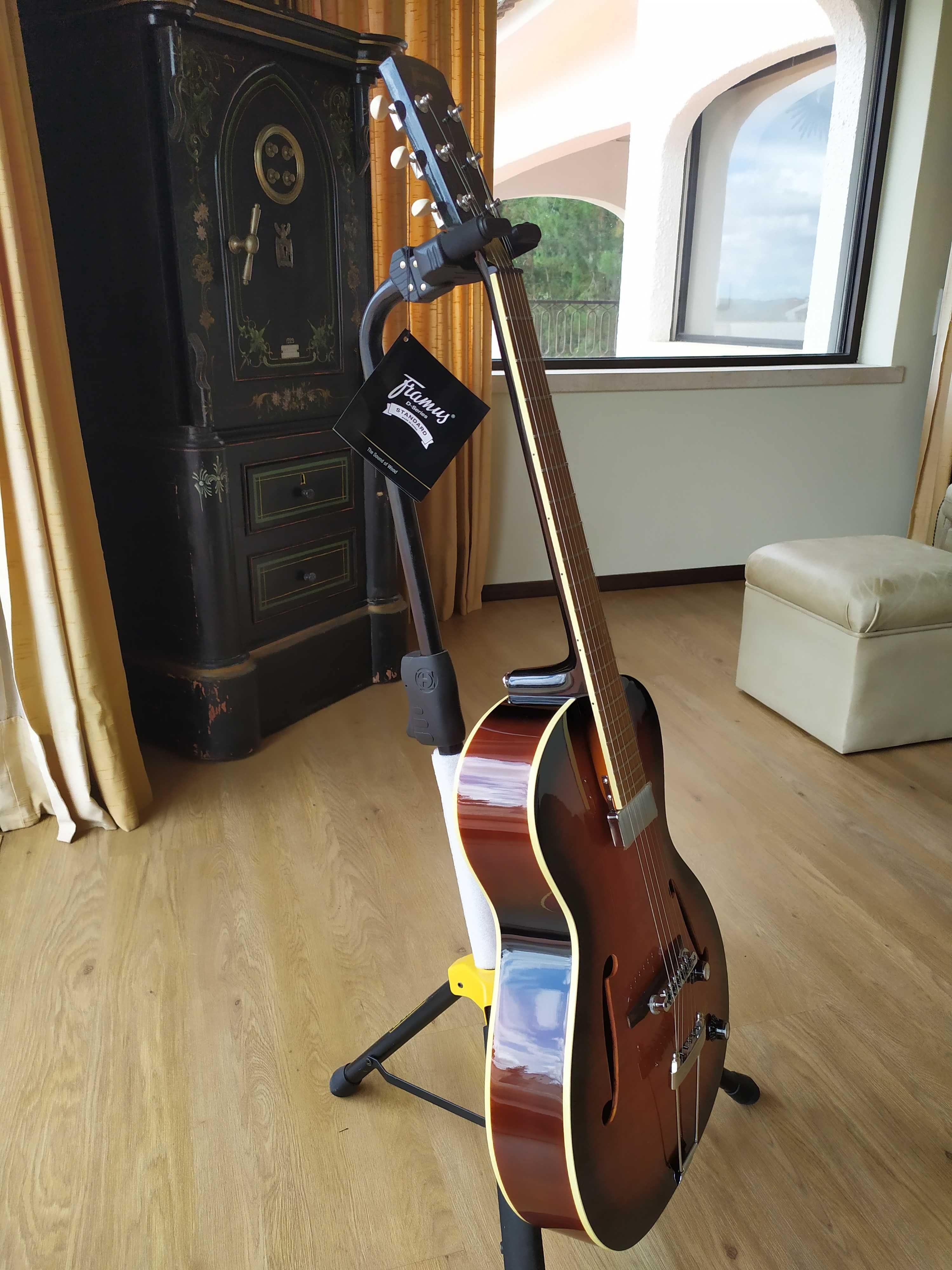 Guitarra Parlor Archtop (NOVA)