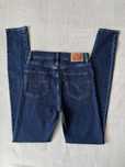 Granatowe spodnie z wysokim stanem 721 High Rise Skinny W26 L32 Levi’s