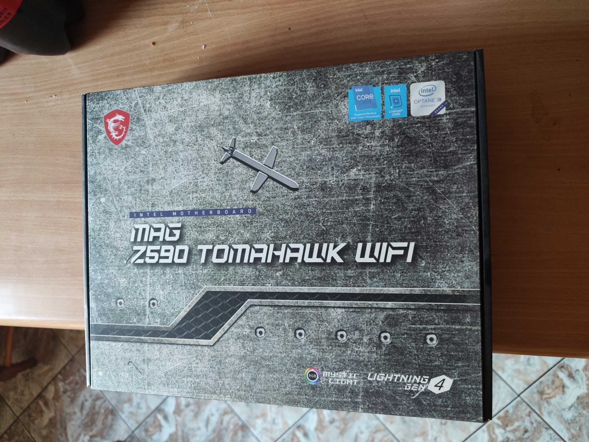 MSI MAG Z590 Tomahawk WIFI + i9 10900K