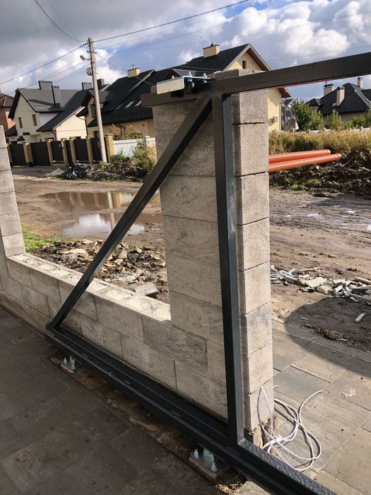 Готові каркаси відкатних воріт + Механізми.