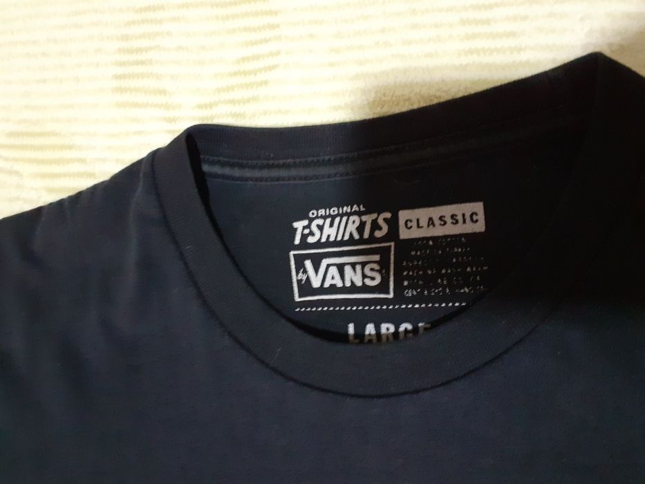 T-shirt VANS como Nova!