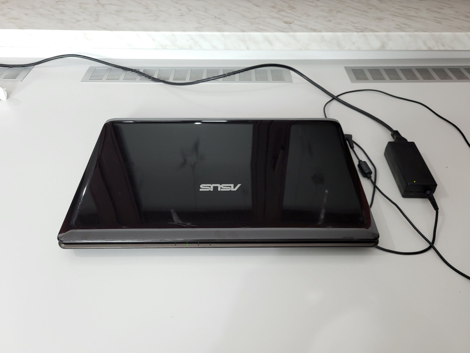 Laptop ASUS K72F + zasilacz Windows 10 Intel(R) Pentium(R)