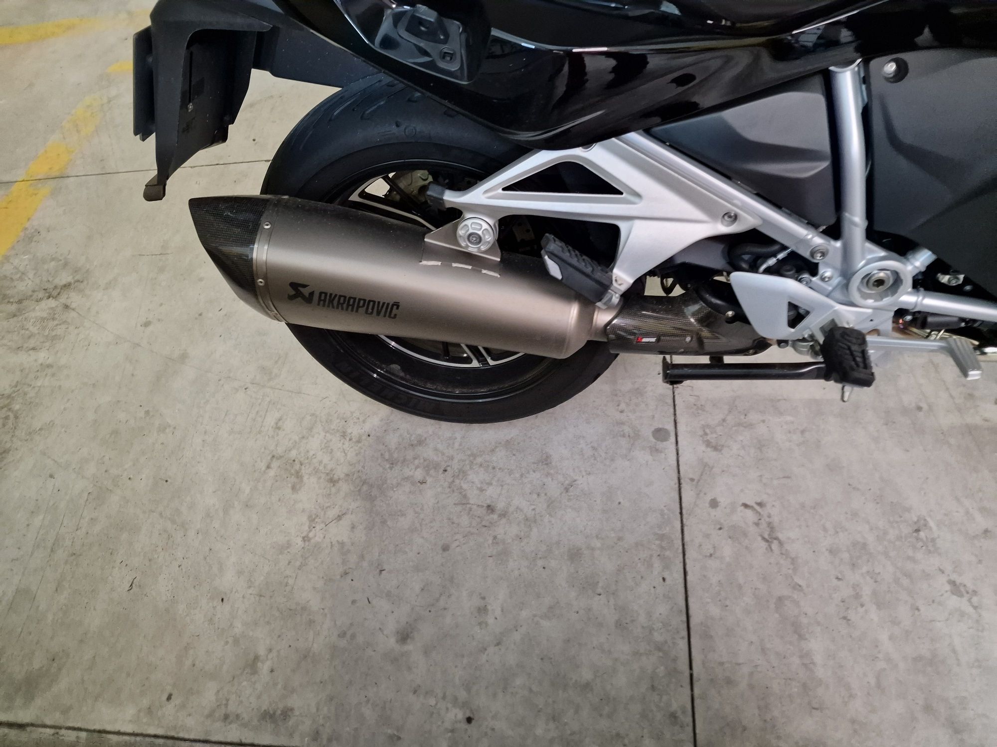 Escape Akrapovic Bmw R 1250 RT