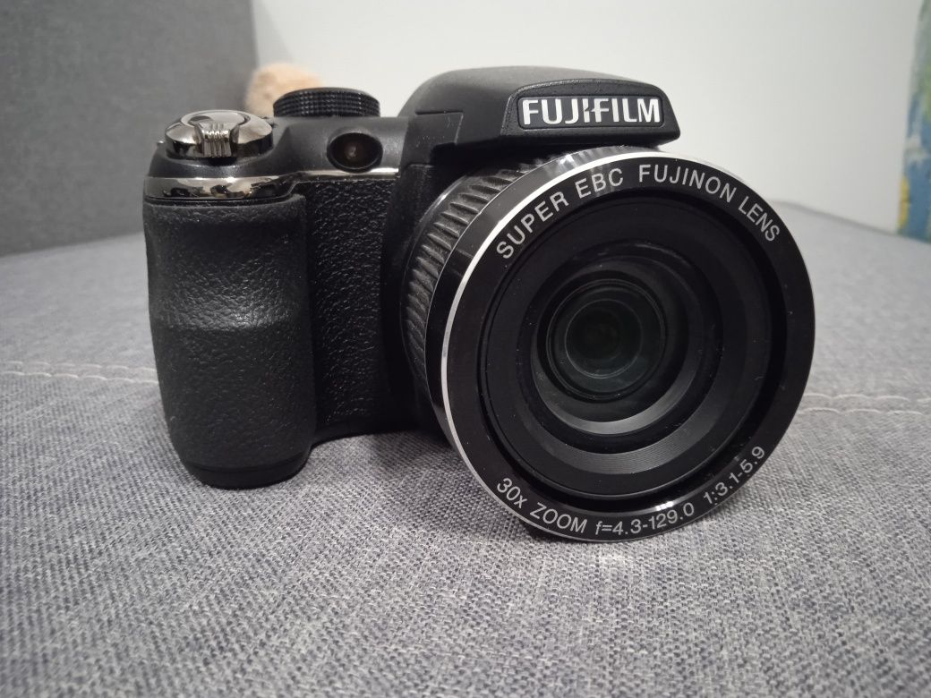 Фотоапарат Fujifilm FinePix S4000 Black