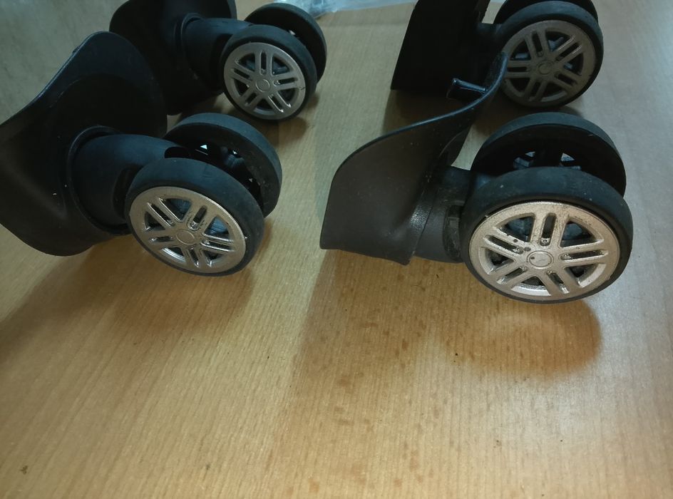 Kółko kółka do walizki Gravitt