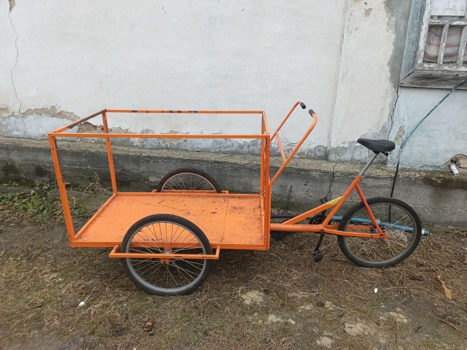 Вантажний велосипед , велорикша ,торгова точка, каргобайк