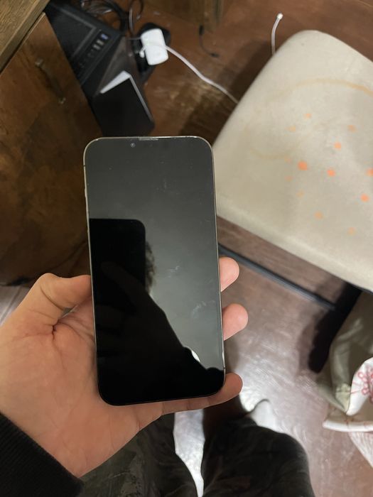 Iphone 13 pro max  ( торг принимается )