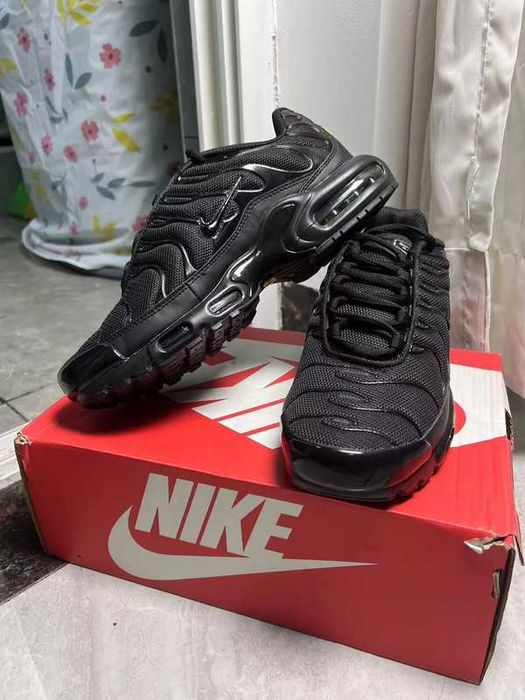 Buty meskie Mokasyny Nike_Air_Max_TN_Plus_czarny R.44