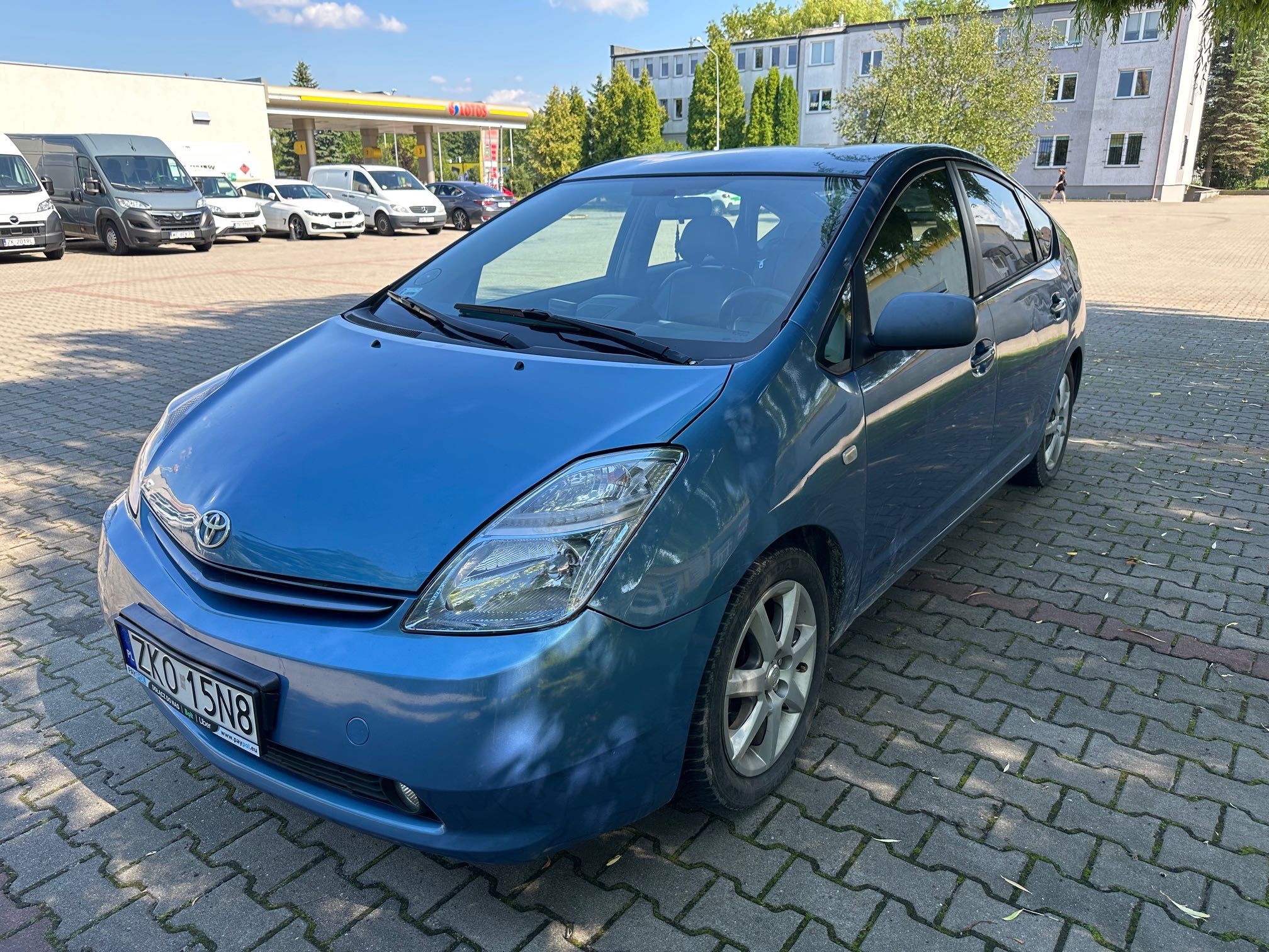 Toyota Prius II 1.5 HYBRYDA + GAZ Skóry, klima, radio, świeże OC i PT!