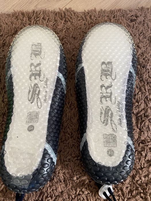 взуття пляжне , стан нових