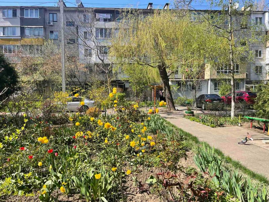 Заболотного/Добровольского, жилая 2 комнатная квартира