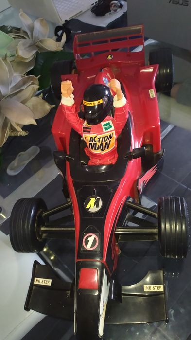 Action man fórmula 1  boneco + carro de 67 cm