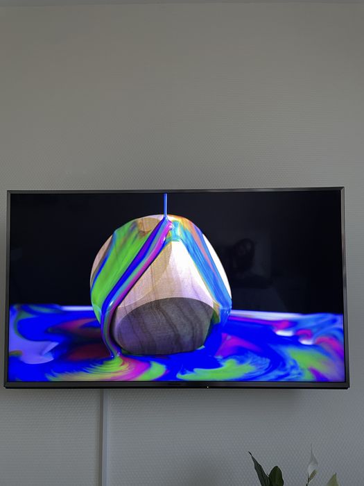 Продам телевізор [4K] Panasonic TX-49EX610E (Самовивіз Київ)