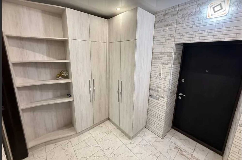 Продам 1к кв з євроремонтом в ЖК Миру