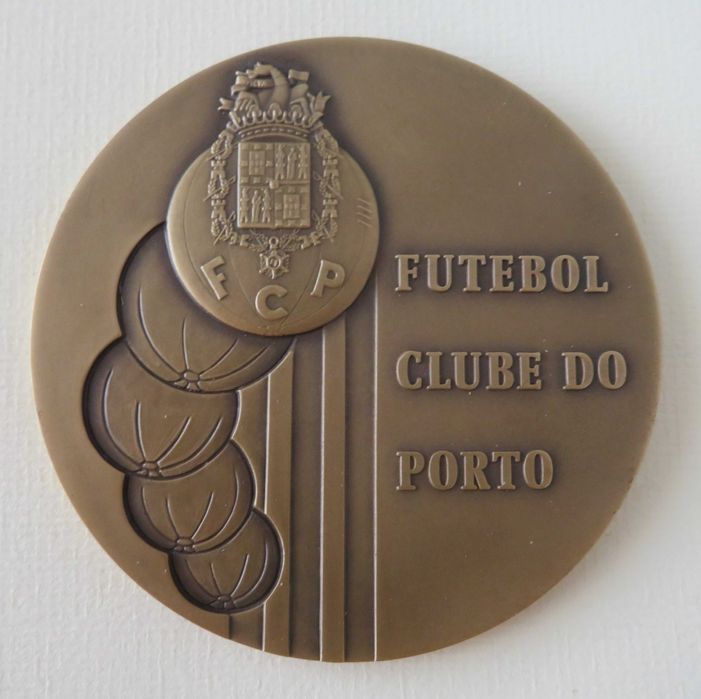 Medalhística - FCP Campeão Europeu (Viena 1987) RARA