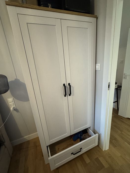 Komplet szafa i komoda