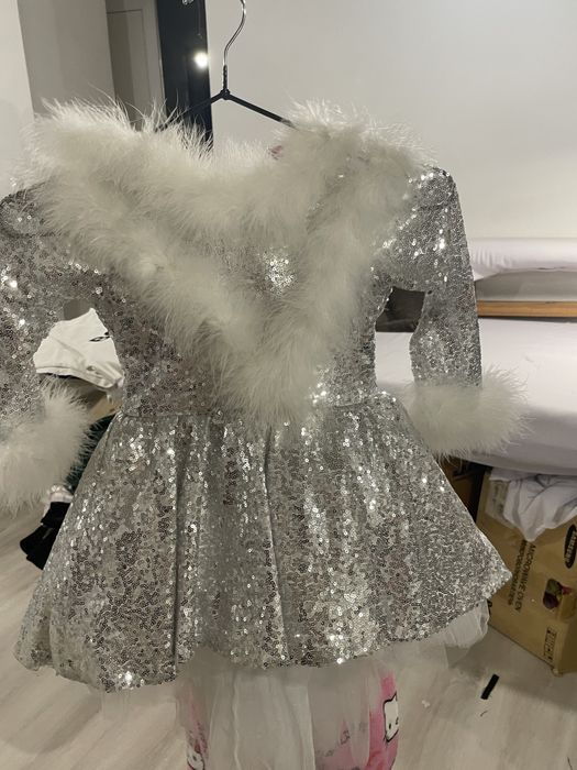 Новогодние платье с пухом