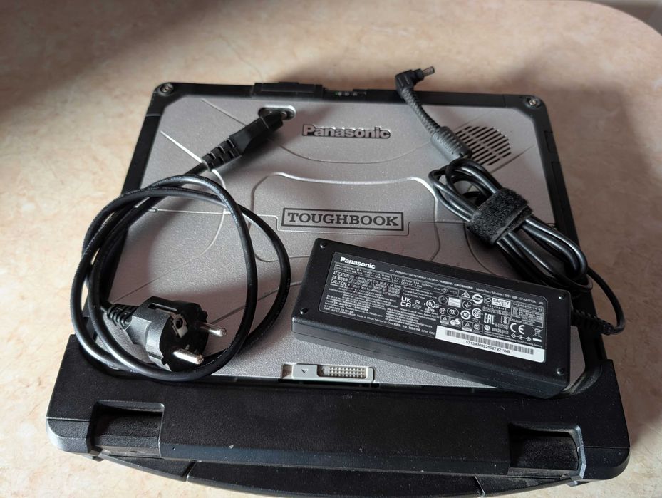 Захищений ноутбук-планшет  Panasonic ToughBook CF-33