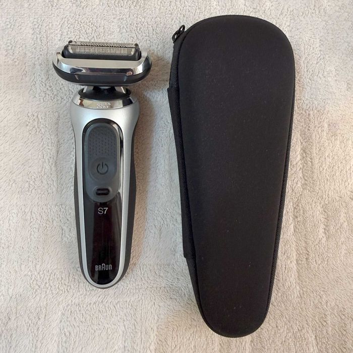 Бритва Braun Series 7 71-S1000s Silver/Black на гарантії