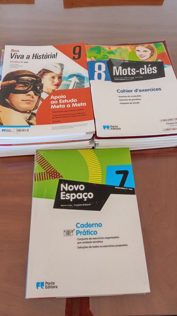 Cadernos de atividades 7° 8° 9°