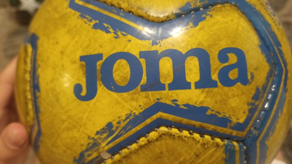 Продаж м'яча джома