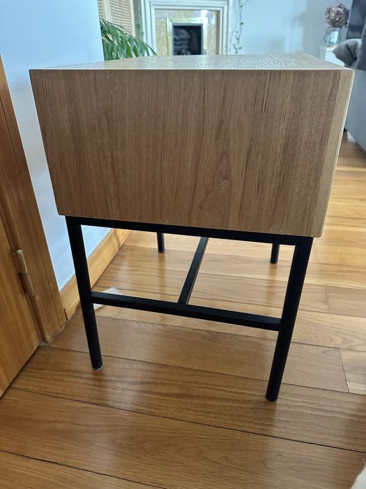 Mesa de cabeceira