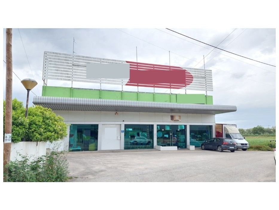 Espaço comercial para diversos fins em Leiria