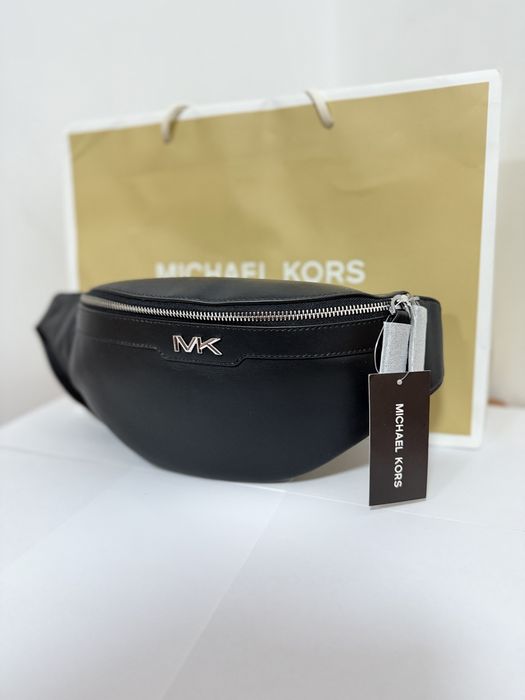 Чоловіча шкіряна поясна сумка Michael Kors Varick Small Leather Belt B